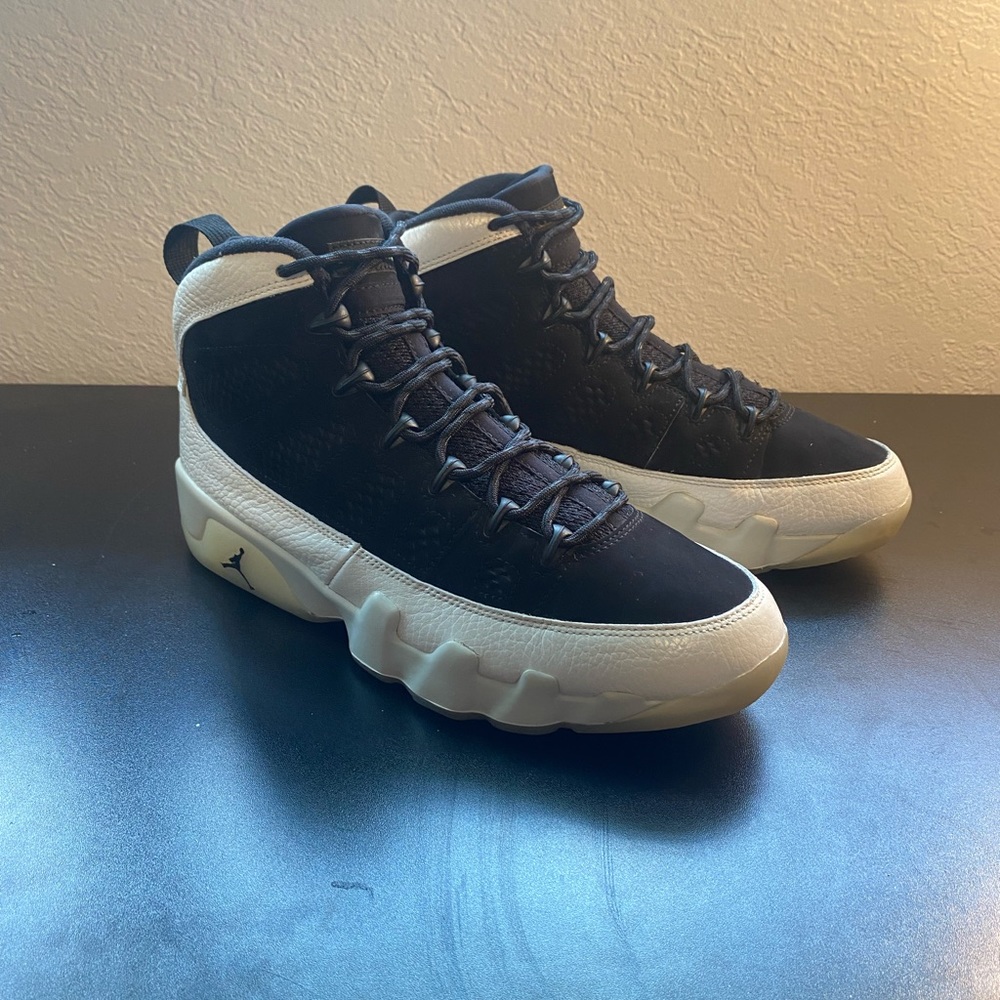 Air Jordan 9 City of Flight